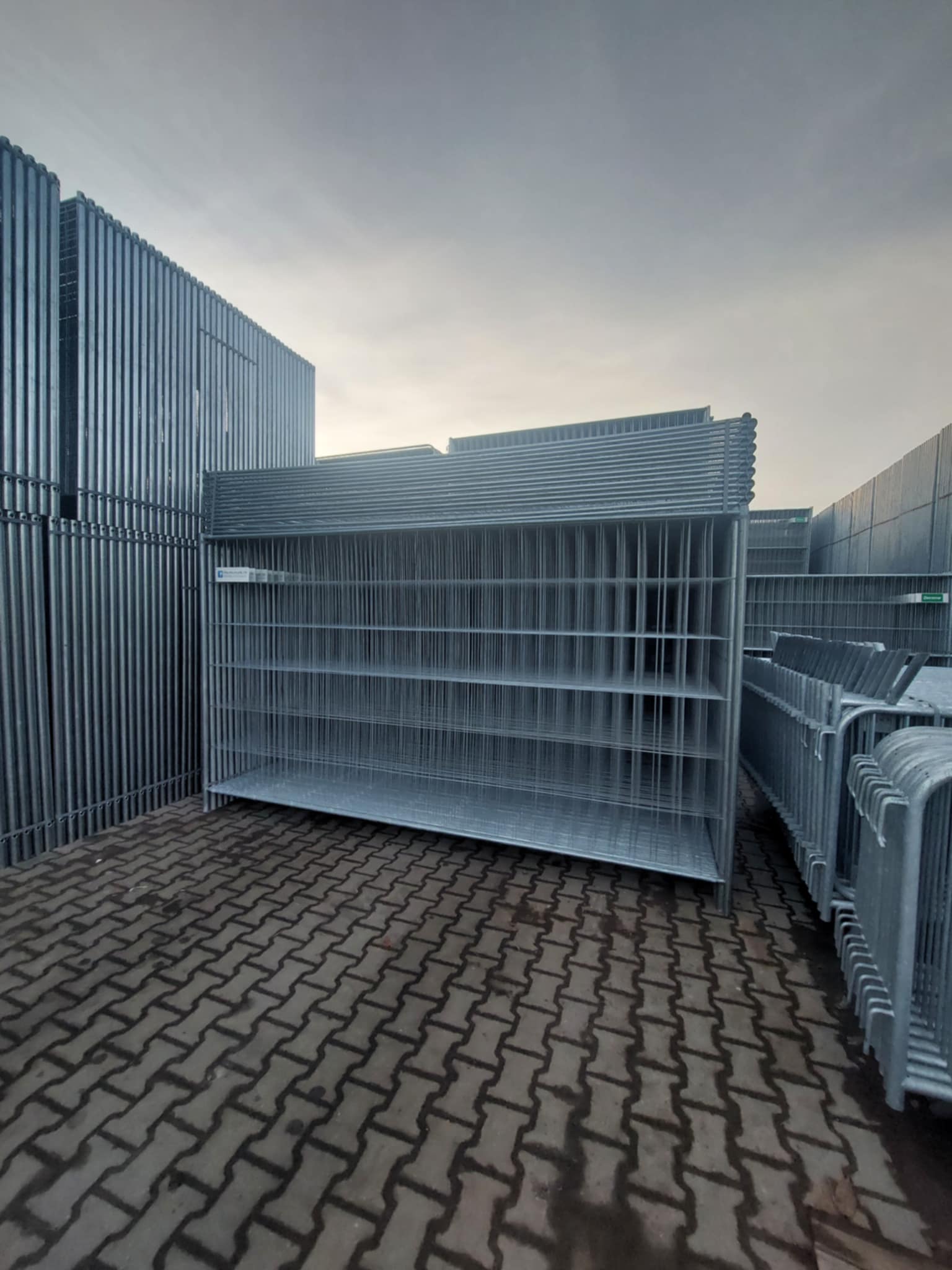 Reklaamaed (3.5m*2m)